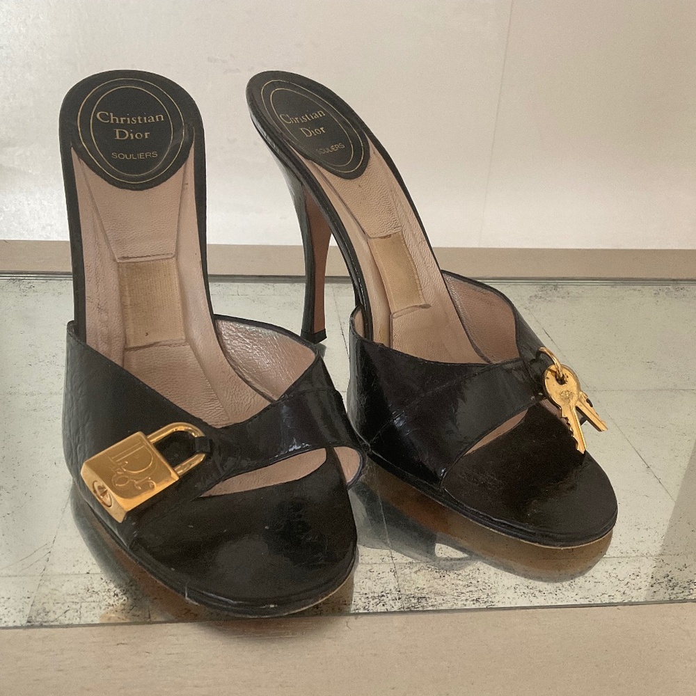VERY sexy Christian Dior high heels with Lock and Key